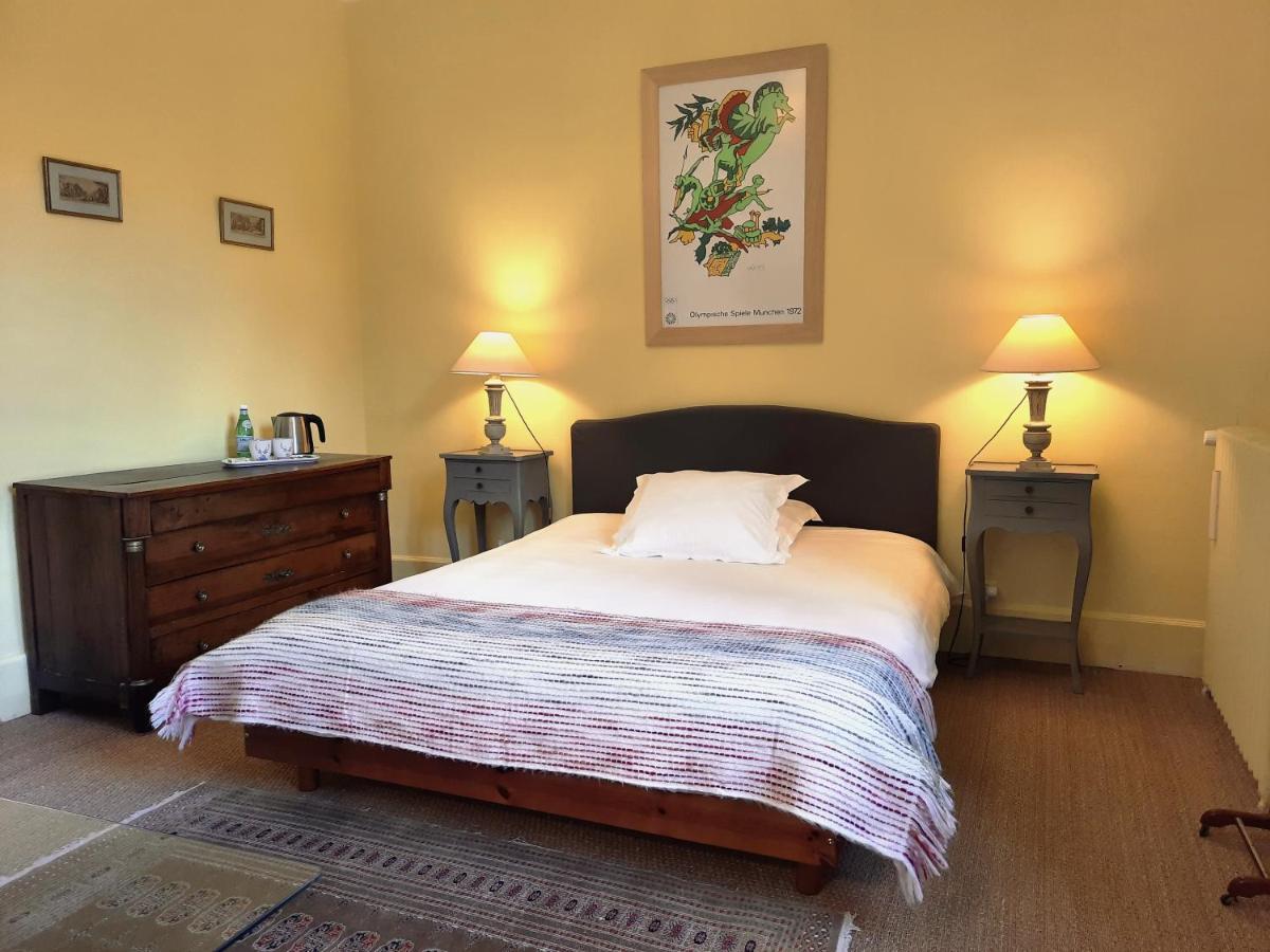 Manoir Des Tuileries Du Buisson Bed and Breakfast Verneuil d'Avre et d'Iton Exteriör bild