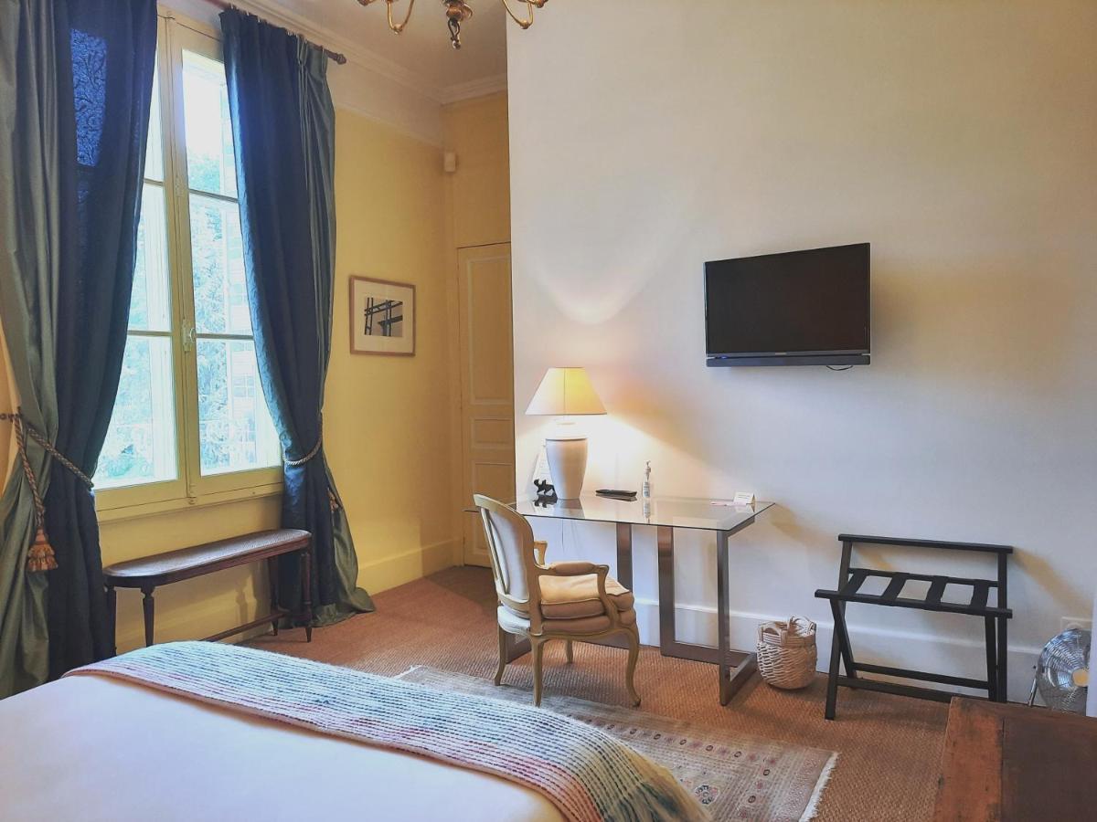 Manoir Des Tuileries Du Buisson Bed and Breakfast Verneuil d'Avre et d'Iton Exteriör bild