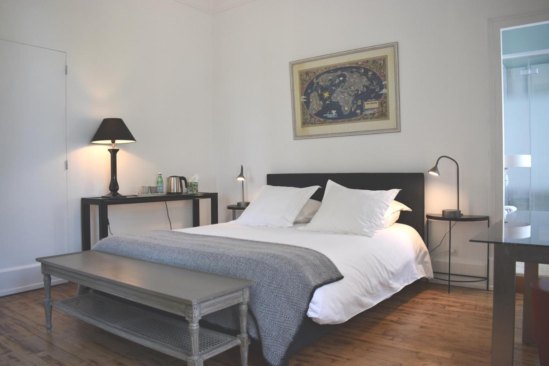 Manoir Des Tuileries Du Buisson Bed and Breakfast Verneuil d'Avre et d'Iton Rum bild