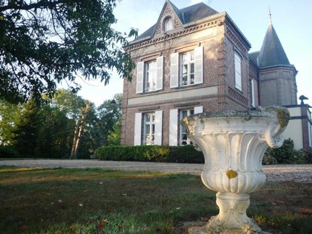 Manoir Des Tuileries Du Buisson Bed and Breakfast Verneuil d'Avre et d'Iton Exteriör bild