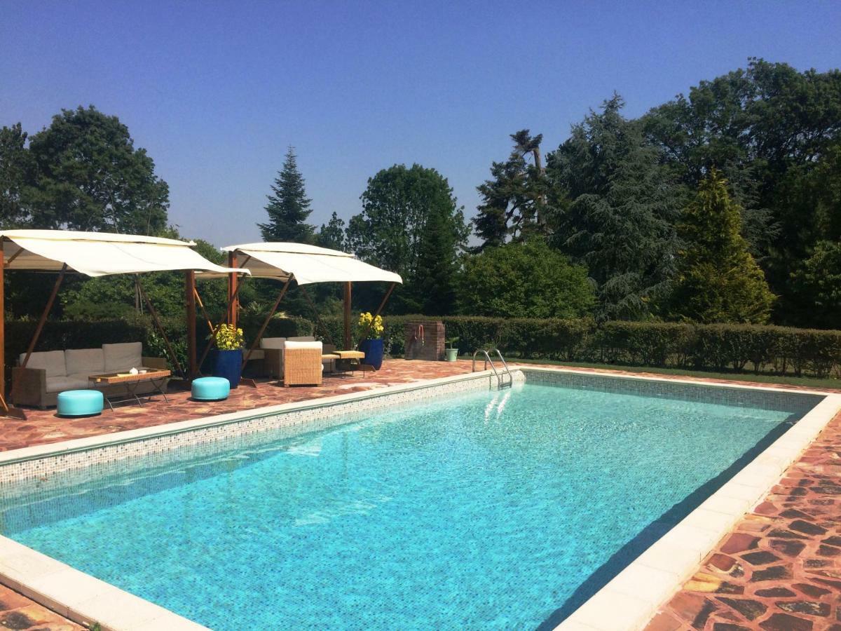Manoir Des Tuileries Du Buisson Bed and Breakfast Verneuil d'Avre et d'Iton Exteriör bild